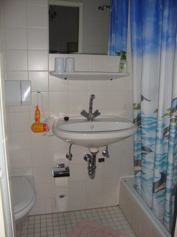 Haus Am Pfaffenteich Hotell Schwerin  Rum bild